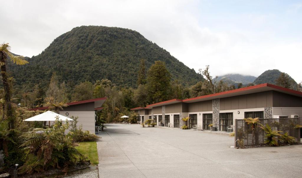 58 On Cron Motel Franz Josef Exterior foto